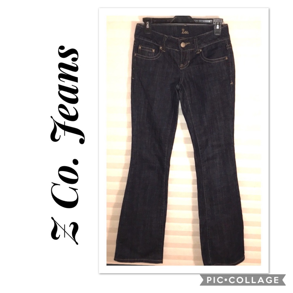 🌺ZCo. Gold stitched Blue Jeans Sz 3